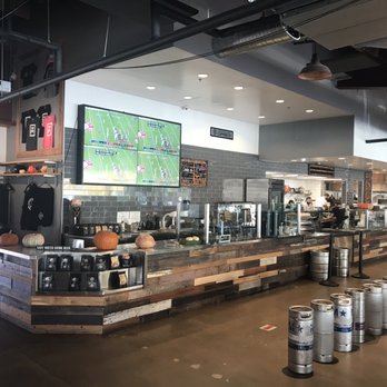Tarantula Hill Brewing - Great food and fun atmosphere - Breweries Near Me - Thousand Oaks, California Tarantula Hill Brewing - Great food and fun atmosphere - Breweries Near Me - Thousand Oaks, California