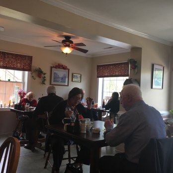 Pine Grove Restaurant - Breakfast & Brunch Near Me - Bluemont, Virginia Pine Grove Restaurant - Breakfast & Brunch Near Me - Bluemont, Virginia