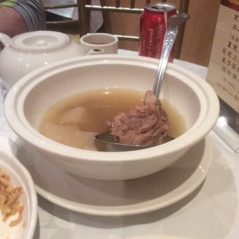 Fancy Chinese Cuisine - This pork bone soup with radish came complimentary with our dinner - Dim Sum Near Me - Markham, Ontario Fancy Chinese Cuisine - This pork bone soup with radish came complimentary with our dinner - Dim Sum Near Me - Markham, Ontario