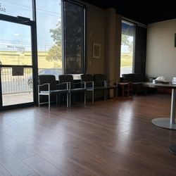 NextCare Urgent Care San Antonio - US Highway 281 - Comfortable waiting area.
