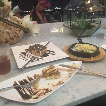 Due Amici Pizza & Pasta Bar - Pizza Near Me - Tampa, Florida