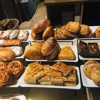 La Farandole - Breakfast & Brunch Near Me - Sainte-Adele, Quebec La Farandole - Breakfast & Brunch Near Me - Sainte-Adele, Quebec