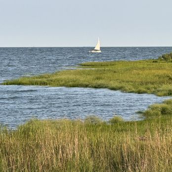 Guilford Lobster Pound - Scenic outdoor shot - Seafood Near Me - Guilford, Connecticut