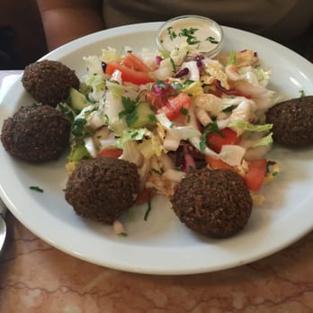 Kaffeerestaurant Nil - Falafel Plate - Cafes Near Me - Vienna, 9