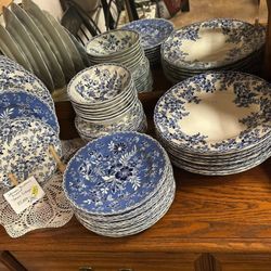 The Country Cottage - lots of new items at the
Country Cottage Junk Hunt
128 Haberle Rd in Seguin ,TX
we are open from
10 to 5 Thursday-Saturday
