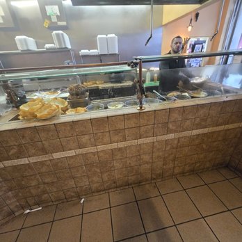 Dario's Restaurant - Inside - Mexican Near Me - Newark, New Jersey