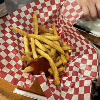 Crawmama's - French fries - Seafood Near Me - Guntersville, Alabama