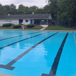 Washington Borough Park Pool - Swimming lanes, and covered snacking area by concession stand.