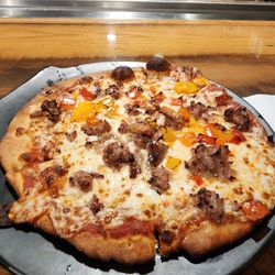 Ghost Fleet - Sausage and  pepper pizza.  Excellent.