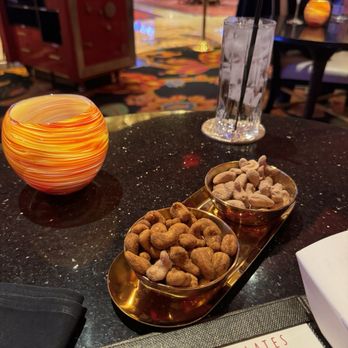 Lobby Bar - Lounges Near Me - Las Vegas, Nevada Lobby Bar - Lounges Near Me - Las Vegas, Nevada