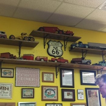 Mom's Diner - Decor - Diners Near Me - Pahrump, Nevada Mom's Diner - Decor - Diners Near Me - Pahrump, Nevada