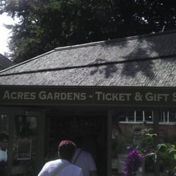 Compton Acres