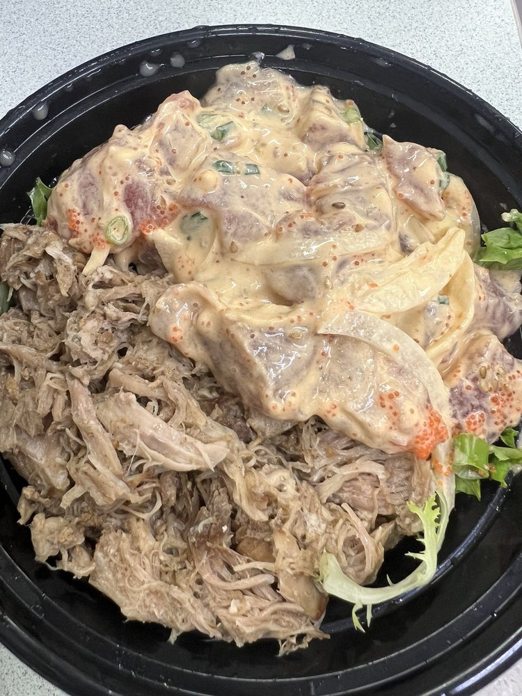 Nico's Hickam Fish Market