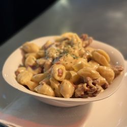 Rachel’s Alibi - Mac and Cheese!