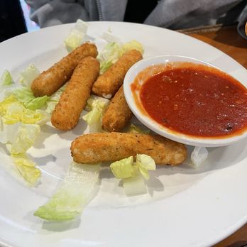 Squire's Diner - Mozzarella sticks - Diners Near Me - New York, New York