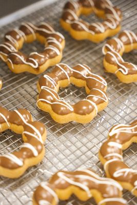 TE'AMO Boba Bar & Pom-Pom Art - Algonquin by null