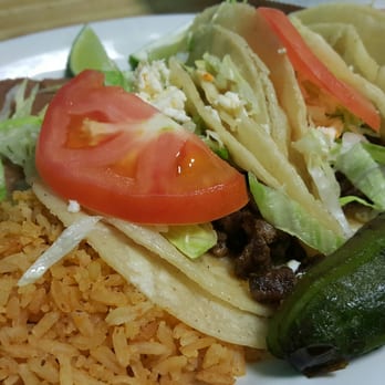 El Presidente Restaurant - Taco dinner - Mexican Near Me - Chicago, Illinois