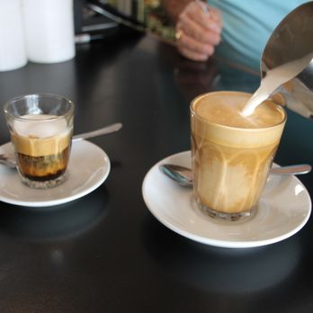 Umberto Espresso Bar - Italian Near Me - Thornbury, VIC