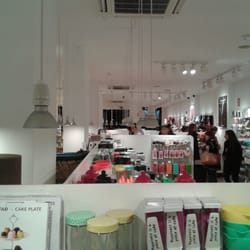 Tiger - La tienda es un no parar de gente