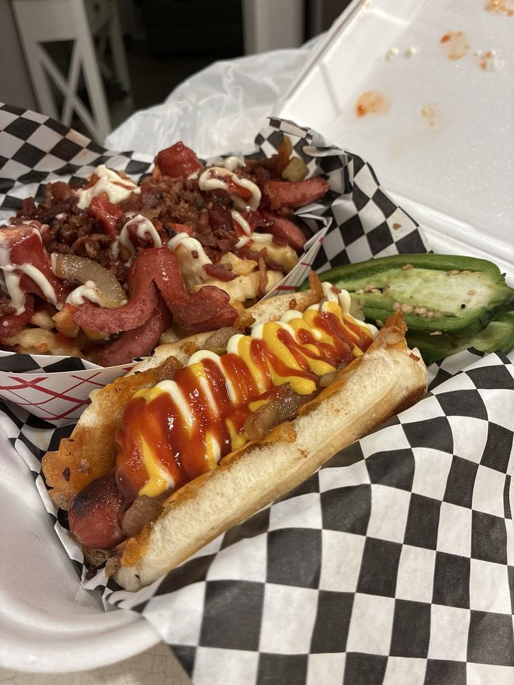 Food from El Doggadicto