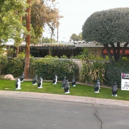 "For the COOLEST birthday guy in town!" 3D penguins!
