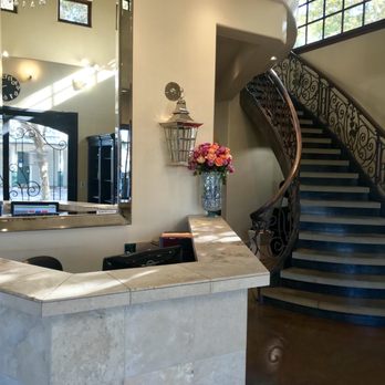Gallery Salon & Spa - Reception area - Hair Salons Near Me - Suisun City, California Gallery Salon & Spa - Reception area - Hair Salons Near Me - Suisun City, California