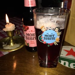Big Belly's Tavern - Kriek bier