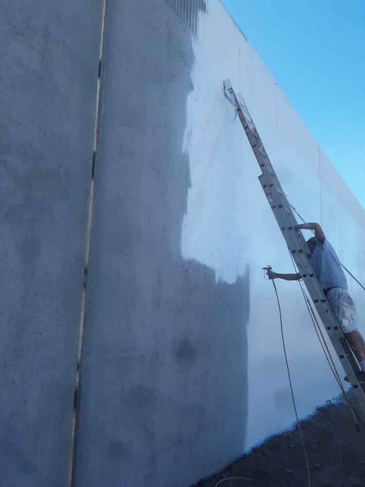 Slide of HandyDan Painting & Repair