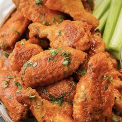 Armani pizza and pasta - Hot wings.
