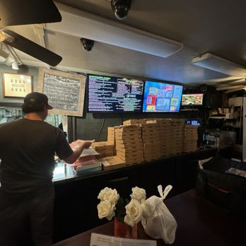 Show Me Pizza - Pizza Near Me - Austin, Texas Show Me Pizza - Pizza Near Me - Austin, Texas