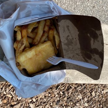 Halibut House - Halibut - Fish & Chips Near Me - Etobicoke, Ontario
