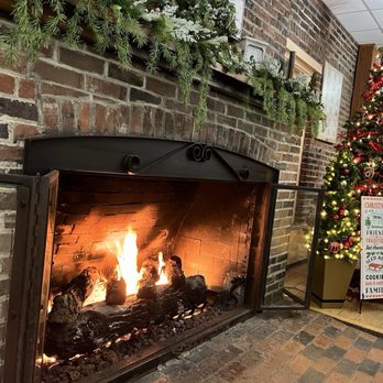 Turkey Run Inn - Cozy fireplace in communal lounge. - Hotels Near Me - Marshall, Indiana Turkey Run Inn - Cozy fireplace in communal lounge. - Hotels Near Me - Marshall, Indiana