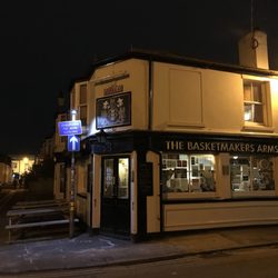 The Basketmakers - An oasis on a freezing winter's night.
