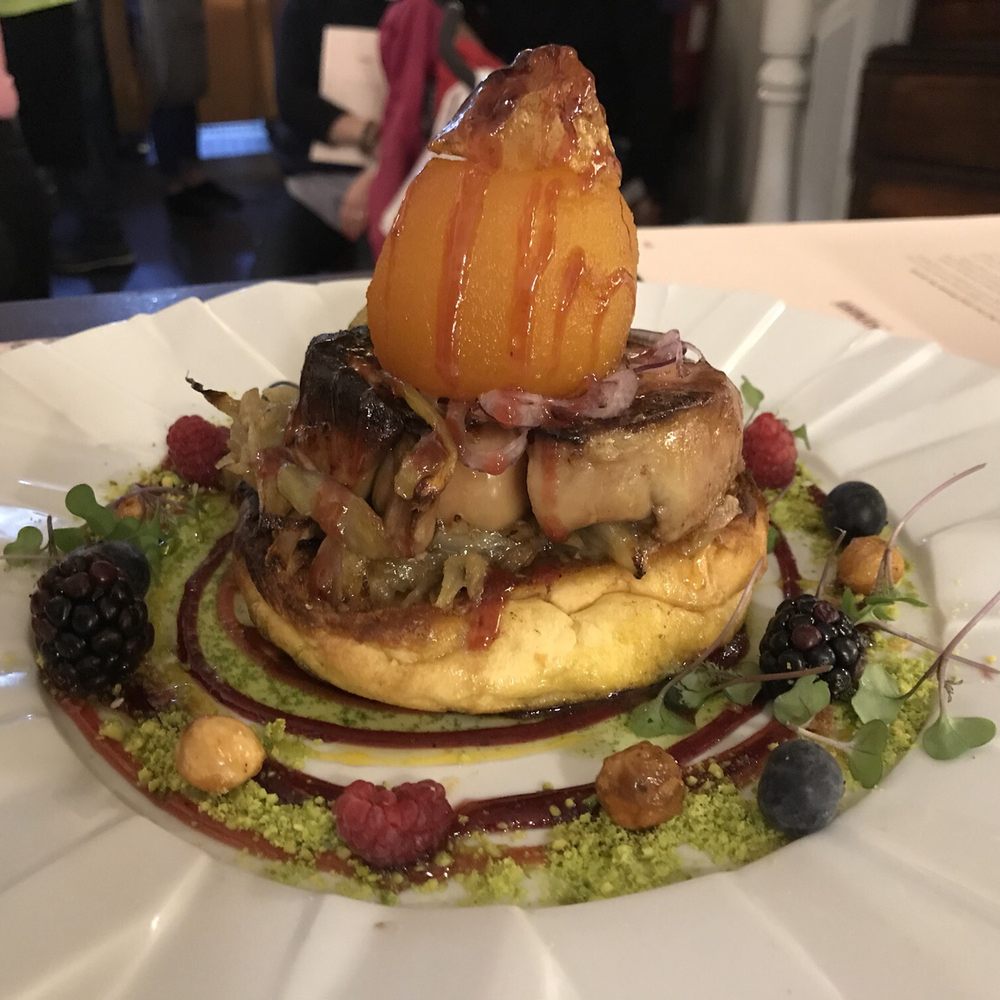 Tapabento - Foie Gras with potato on top. It was absolutely subliminal... - Portuguese Near Me - Porto, 13 Tapabento - Foie Gras with potato on top. It was absolutely subliminal... - Portuguese Near Me - Porto, 13
