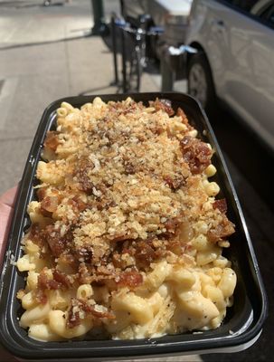 Mac Mart by null