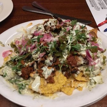 Dogfish Head Brewings & Eats - The nachos - American Near Me - Rehoboth Beach, Delaware