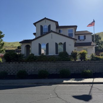Universal Painting Contractors - Front of house - Painters Near Me Universal Painting Contractors - Front of house - Painters Near Me