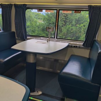 Amtrak Autotrain - Dining car, has communal seating - Train Stations Near Me - Lorton, Virginia Amtrak Autotrain - Dining car, has communal seating - Train Stations Near Me - Lorton, Virginia