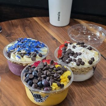 Juice n' Bowls - Mango, acai, and coconut smoothie bowl - Acai Bowls Near Me - West Covina, California Juice n' Bowls - Mango, acai, and coconut smoothie bowl - Acai Bowls Near Me - West Covina, California