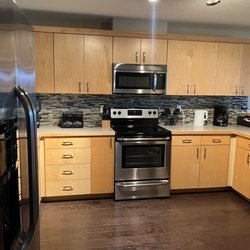 Oyhut Bay Seaside Resort - Kitchen