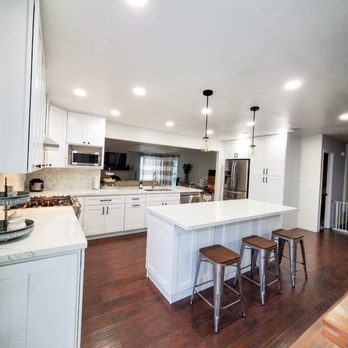 Real Vida Remodeling - General Contractors Near Me