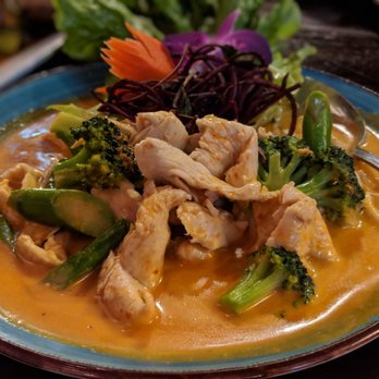 Star Anise - Chicken in Penang sauce - wow - Thai Near Me - Livermore, California Star Anise - Chicken in Penang sauce - wow - Thai Near Me - Livermore, California