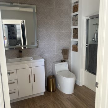 Custom Painting & Decorating - Painters Near Me - Anaheim, California