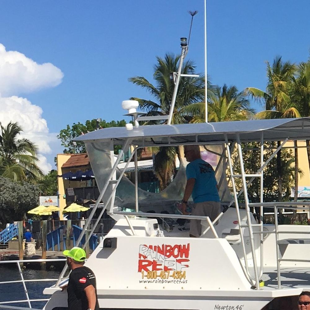 Rainbow Reef Dive Center - Rude boat captain - Scuba Diving Near Me - Key Largo, Florida Rainbow Reef Dive Center - Rude boat captain - Scuba Diving Near Me - Key Largo, Florida