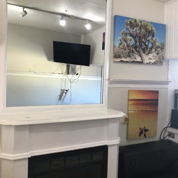 Avenue 63 Cleaning - Nice job on the mirrors :) - Home Cleaning Near Me - San Diego, California