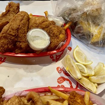 Pier 88 Boiling Seafood & Bar - Seafood Near Me - Avondale, Arizona