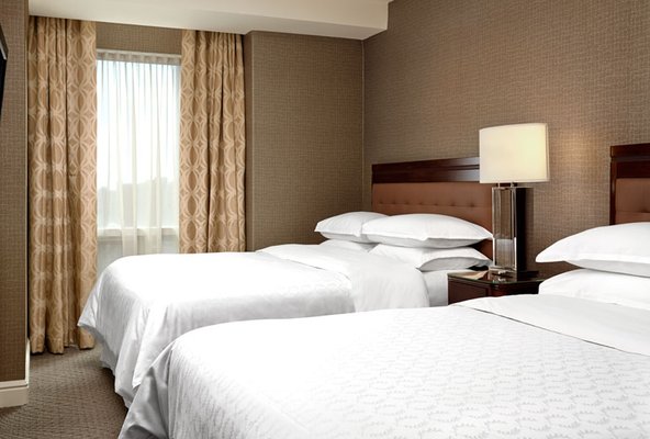 Sheraton Suites Calgary Eau Claire by null