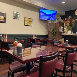 I love the clean ambiance and service