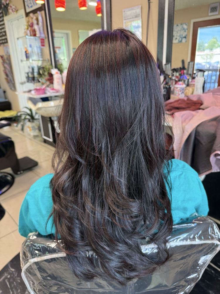 Rosies Hair Design Logo