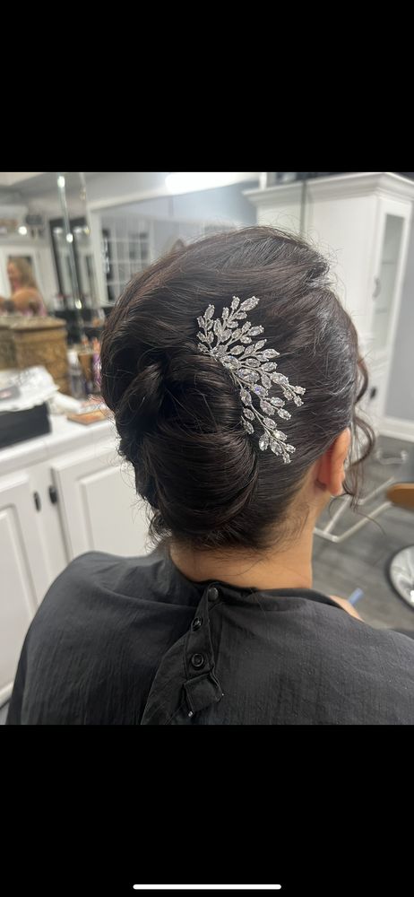 Hair By Ali At Casey And Company Logo